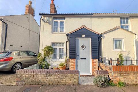 2 bedroom cottage for sale, Brightlingsea CO7