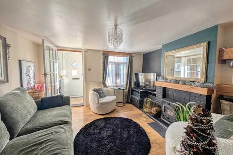 2 bedroom cottage for sale, Brightlingsea CO7