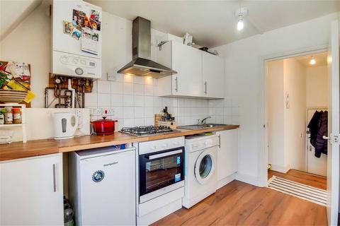 undefined, Streatham High Road, London SW16