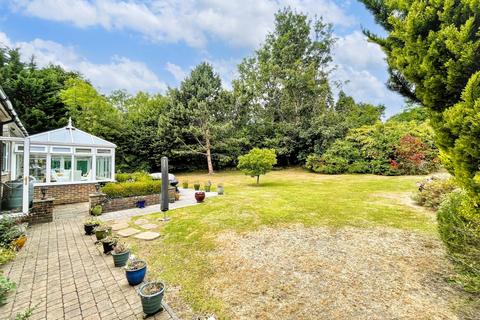 8 bedroom detached house for sale, Snow Hill, Crawley Down, Crawley, RH10