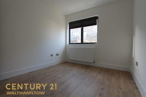 2 bedroom apartment to rent, Sutherland Road, Walthamstow E17