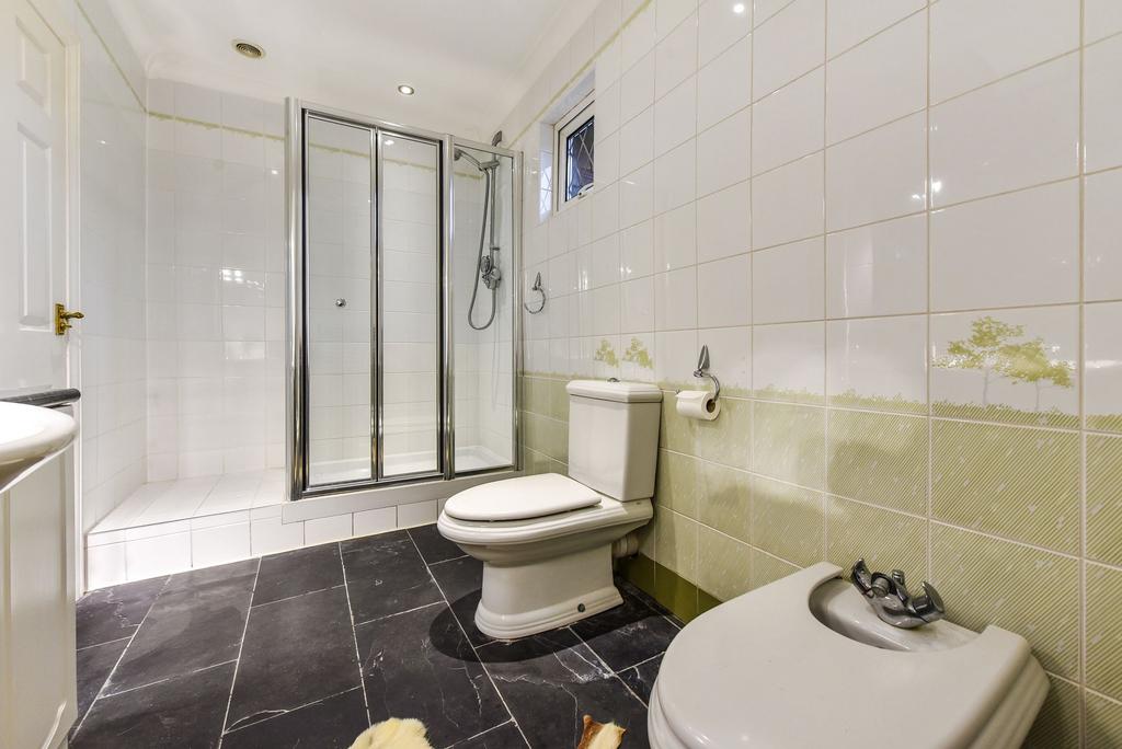 Family Shower Room