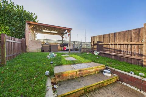 2 bedroom terraced house for sale, Wheatfields, Rickinghall