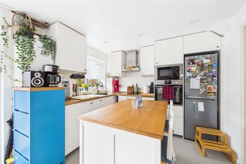 undefined, Armour Hill, Tilehurst, Reading, Berkshire, RG31