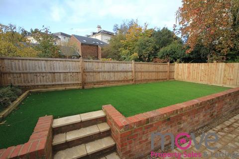 undefined, Parabola Close, Cheltenham GL50