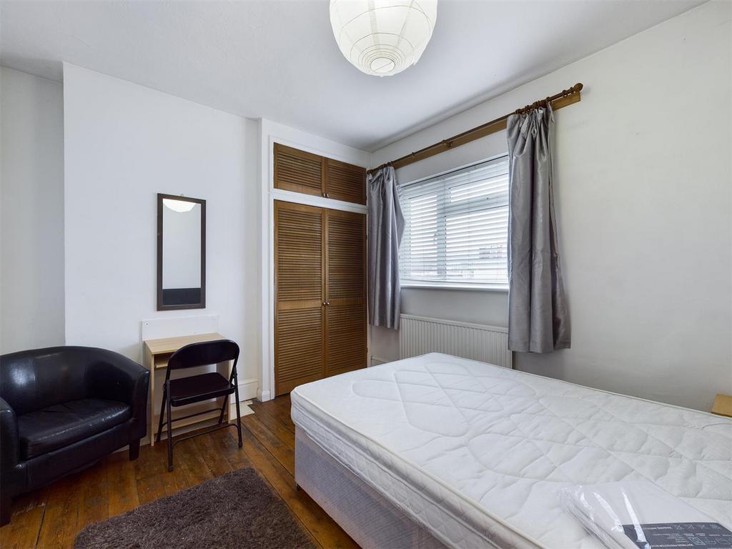 CAM00159 P1-PR0165-STILL06.jpg