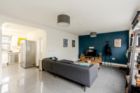 undefined, Bristol BS7