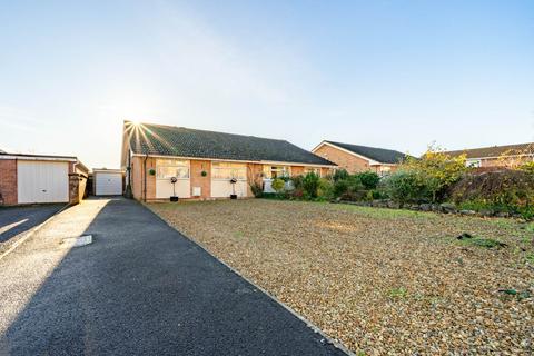 2 bedroom semi-detached bungalow for sale, Ashbury Drive, Milton Hillside - Stunningly Presented Bungalow