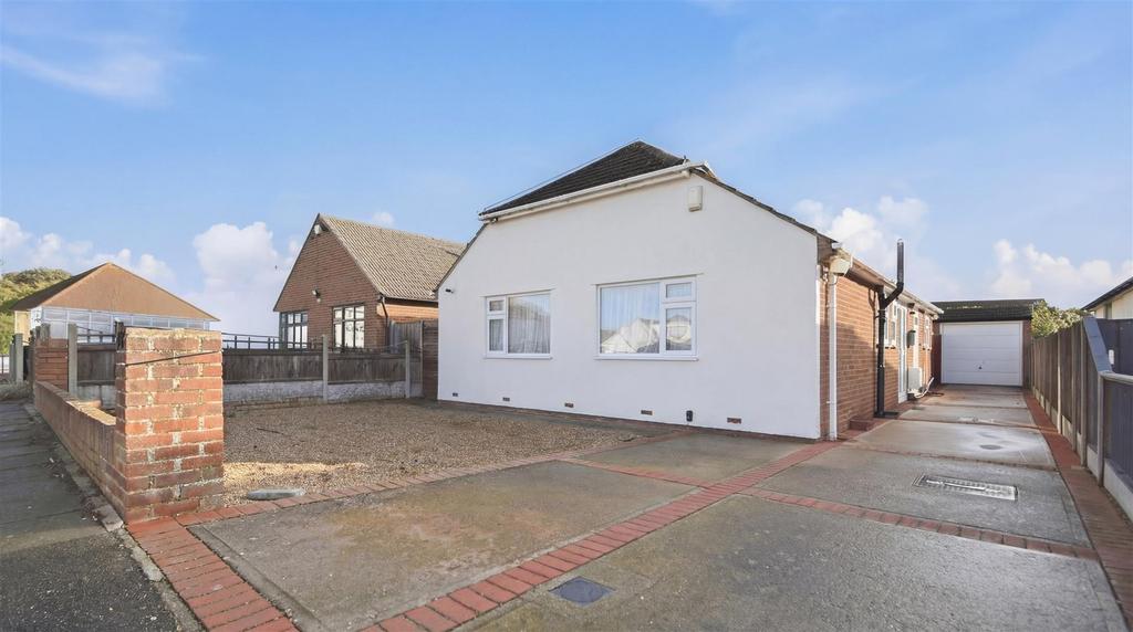 32 Bishopstone Drive (2).jpg