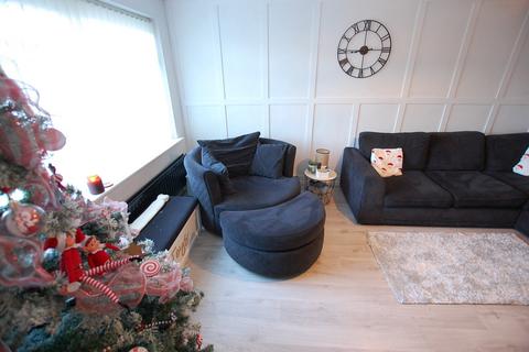 3 bedroom semi-detached house for sale, Firwood Park, Oldham OL9
