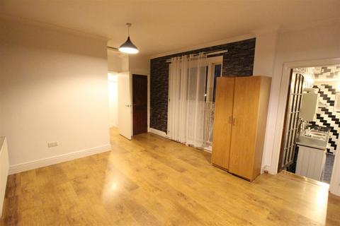 undefined, Grosvenor Park Road, London E17