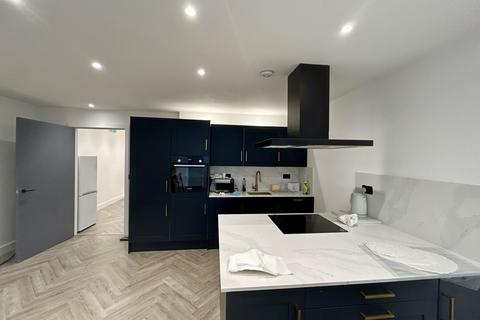 undefined, Fairview Road, London, SW16