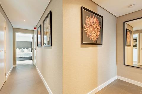3 bedroom apartment to rent, Merchant Square, London W2