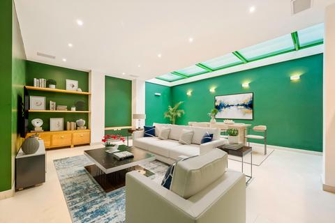 undefined, Elm Park Road, London, SW3