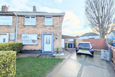 3 bedroom end of terrace house for sale, ST. IVES CRESCENT, GRIMSBY