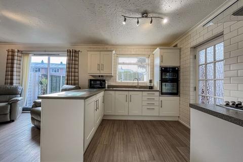 3 bedroom semi-detached house for sale, Legs Lane, Wolverhampton
