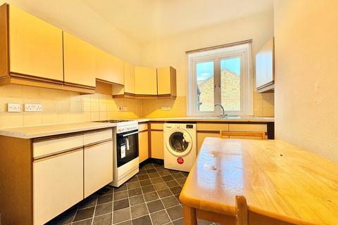 undefined, Staines Road, Twickenham, TW2