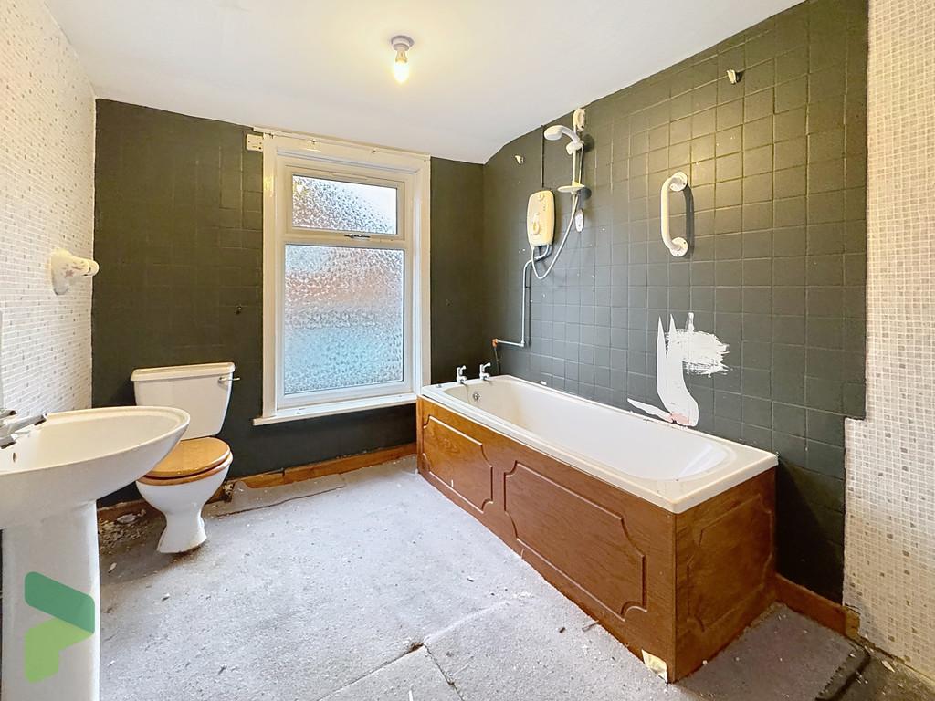 Family bathroom