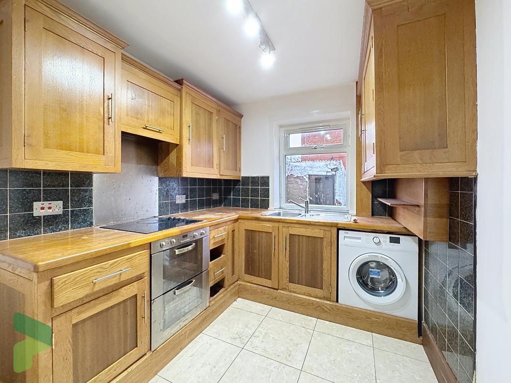 Fitted kitchen