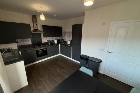 2 bedroom flat to rent, Cuddies Walk, Glasgow G4