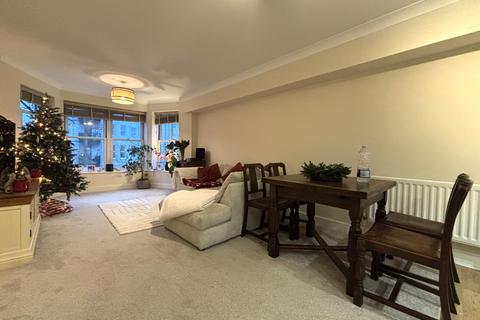 undefined, 6 - 8 Garden Road