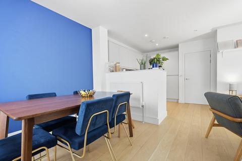 3 bedroom apartment for sale, Edgware Road, London