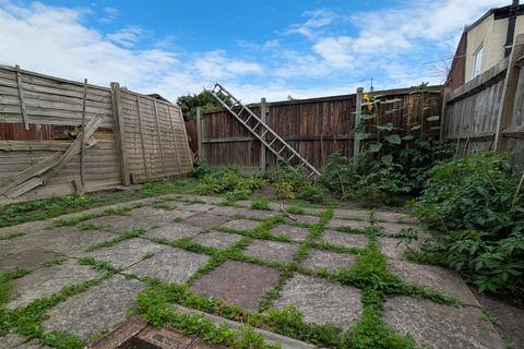 undefined, Southampton SO16