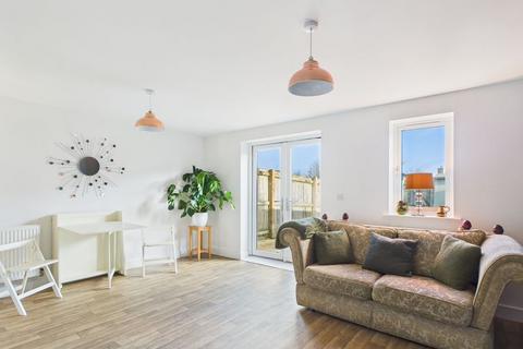 undefined, Pool, Redruth - Well presented modern family home