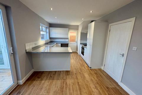 3 bedroom semi-detached house for sale, Beauchamp Avenue, Gosport PO13