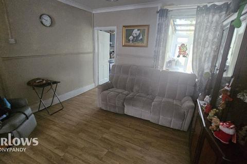 undefined, Ynyscynon Road, Trealaw, Tonypandy CF40