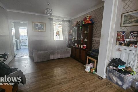 undefined, Ynyscynon Road, Trealaw, Tonypandy CF40