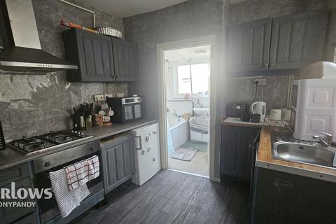 undefined, Ynyscynon Road, Trealaw, Tonypandy CF40