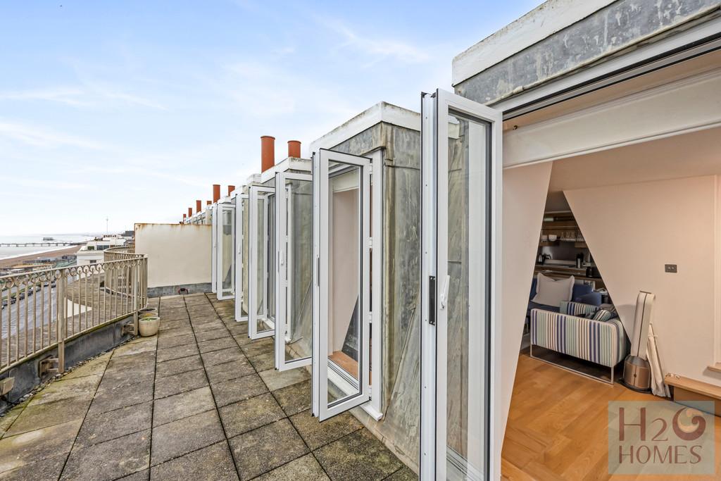 Percival Terrace, Percival Mansions, 27-011