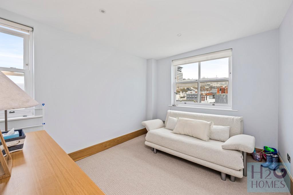 Percival Terrace, Percival Mansions, 27-015