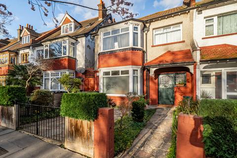 2 bedroom apartment for sale, Craignish Avenue, London SW16