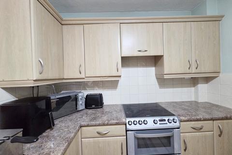 undefined, Romford RM3