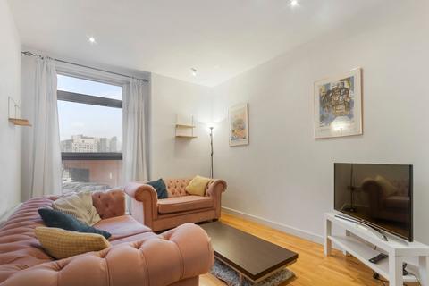2 bedroom flat to rent, East Street, Leeds LS9