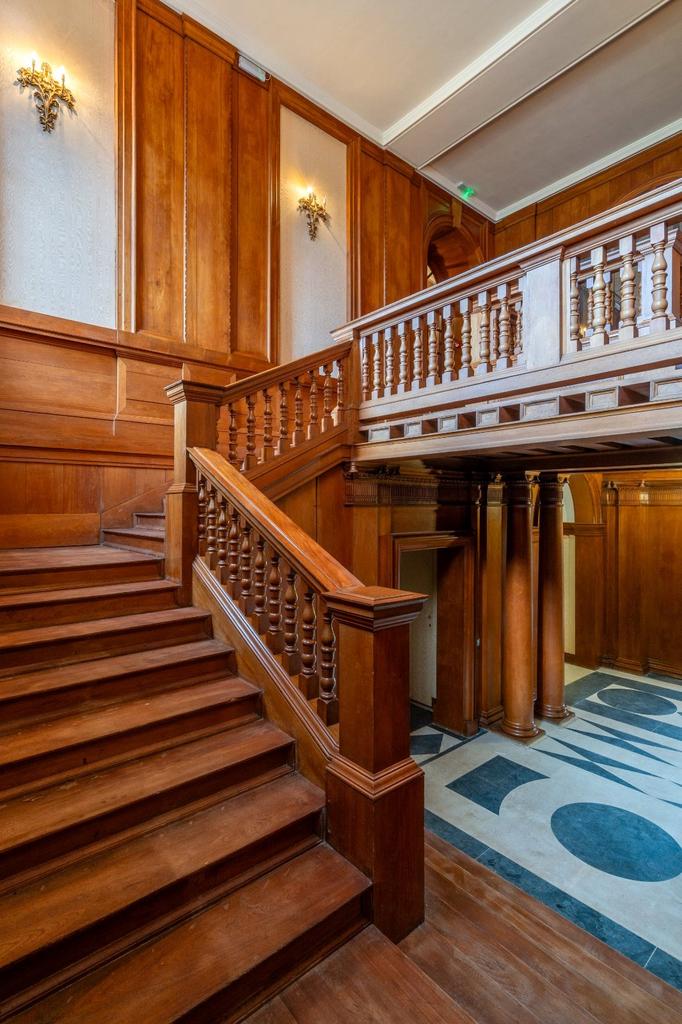 Principal Stair Hall