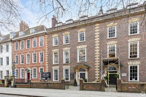 Office to rent, 40 Queen Sq Bristol BS1 4QP