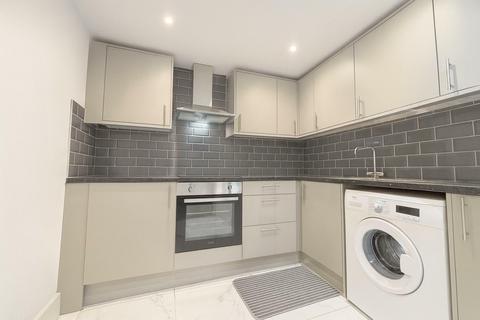 undefined, 2 Bedroom Flat To Let - HP12