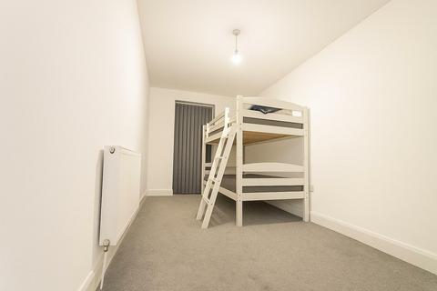 undefined, 2 Bedroom Flat To Let - HP12