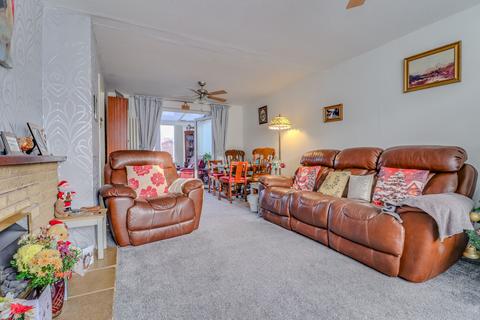 3 bedroom semi-detached house for sale, Kirkby Road, Desford, LE9