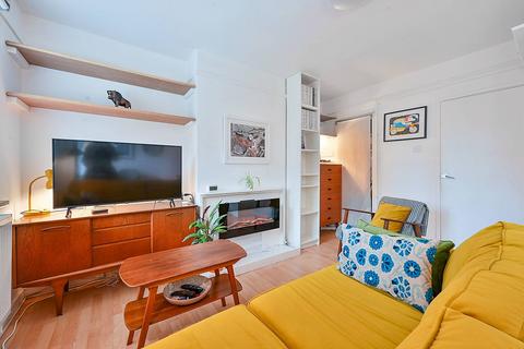 undefined, Deans Close, Grove Park, London, W4