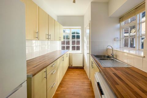 undefined, Trumpington Hall, Trumpington, Cambridge CB2