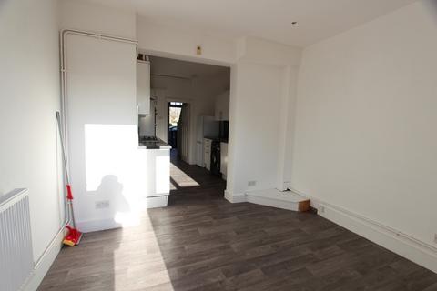 undefined, Lincoln Road, Enfield EN1