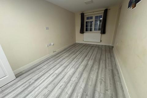 undefined, Somerset Road, Southall