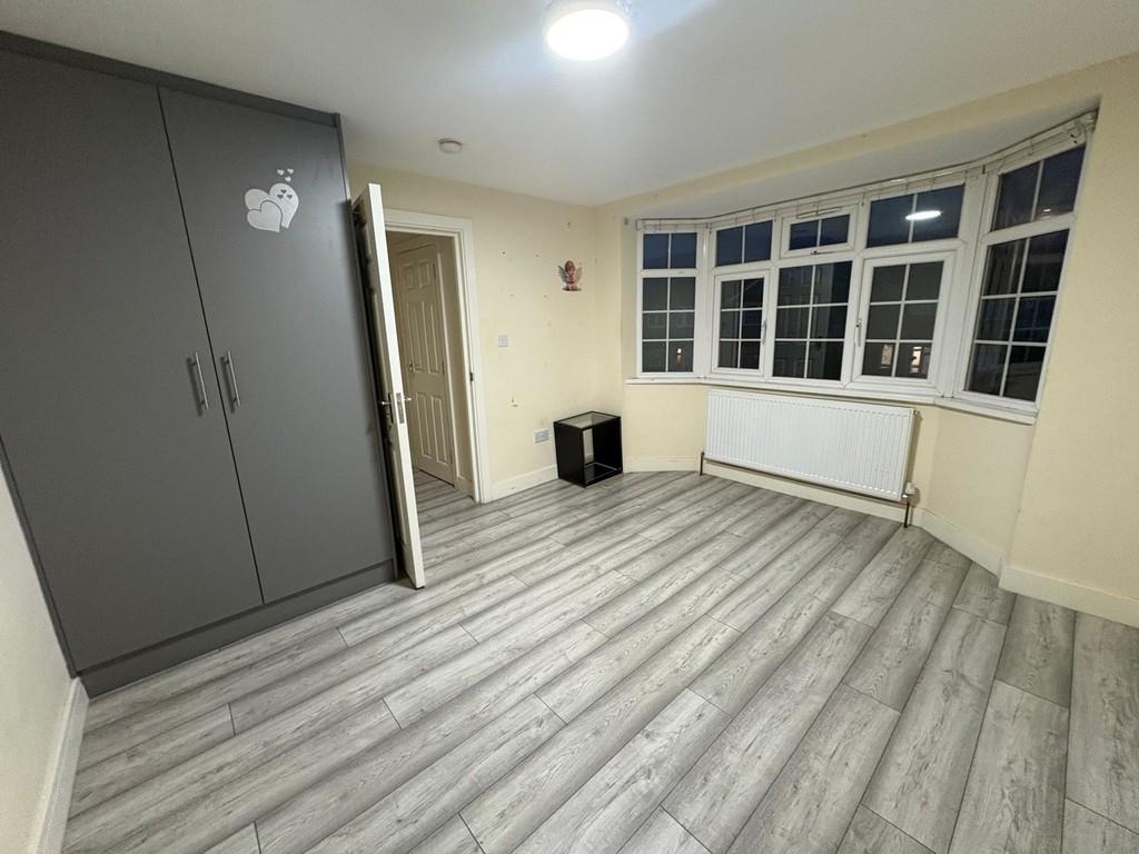 Whats App Image 2025-12-15 at 2.26.53 PM (2)