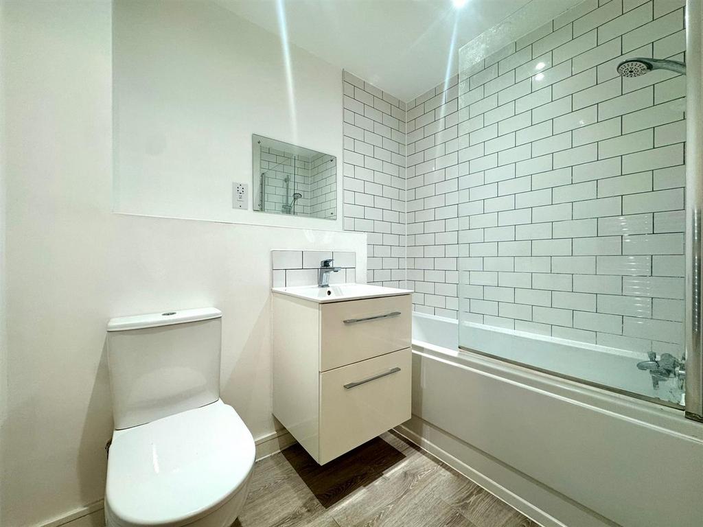 Bathroom.jpeg