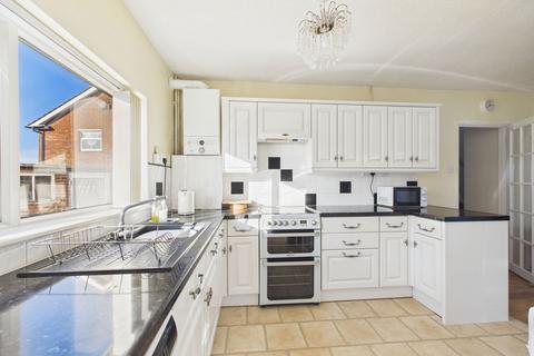 2 bedroom end of terrace house for sale, Chapel Hill Close, Margate CT9