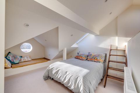 undefined, Sedlescombe Road, Fulham, London